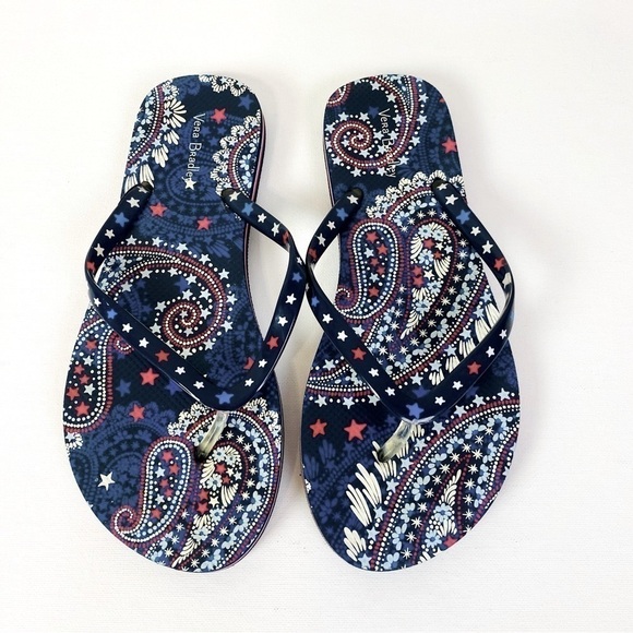 Vera Bradley Red White and Blue Paisley Star Print Flip Flops Size 7/8 - Picture 1 of 3